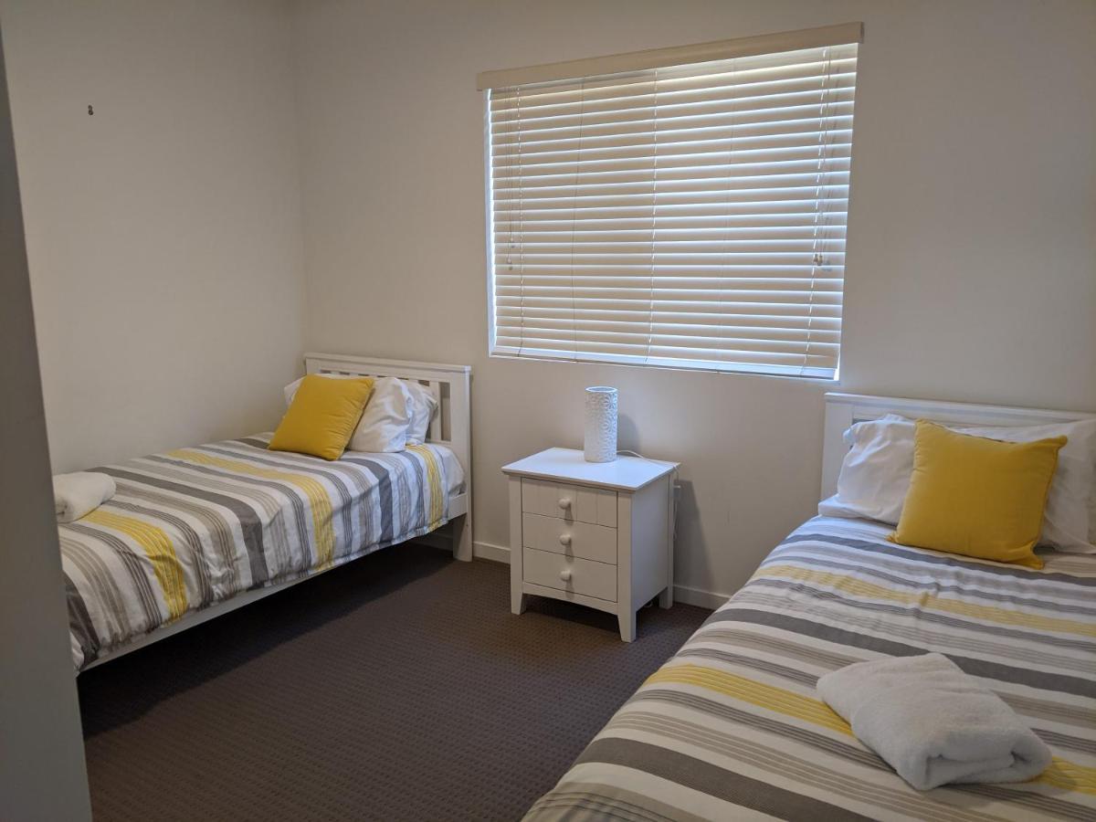 קלונדרה Moorings Beach Resort מראה חיצוני תמונה