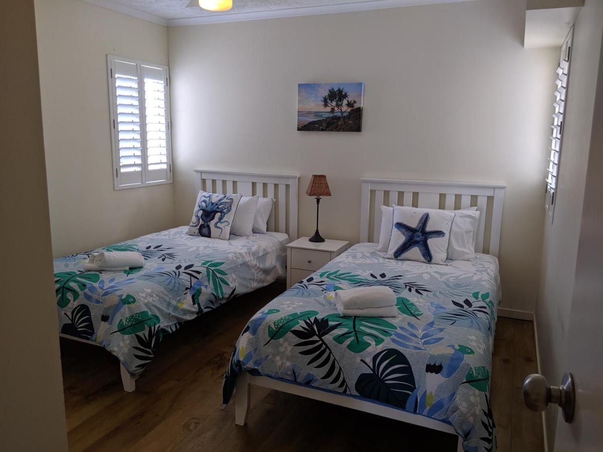 קלונדרה Moorings Beach Resort מראה חיצוני תמונה