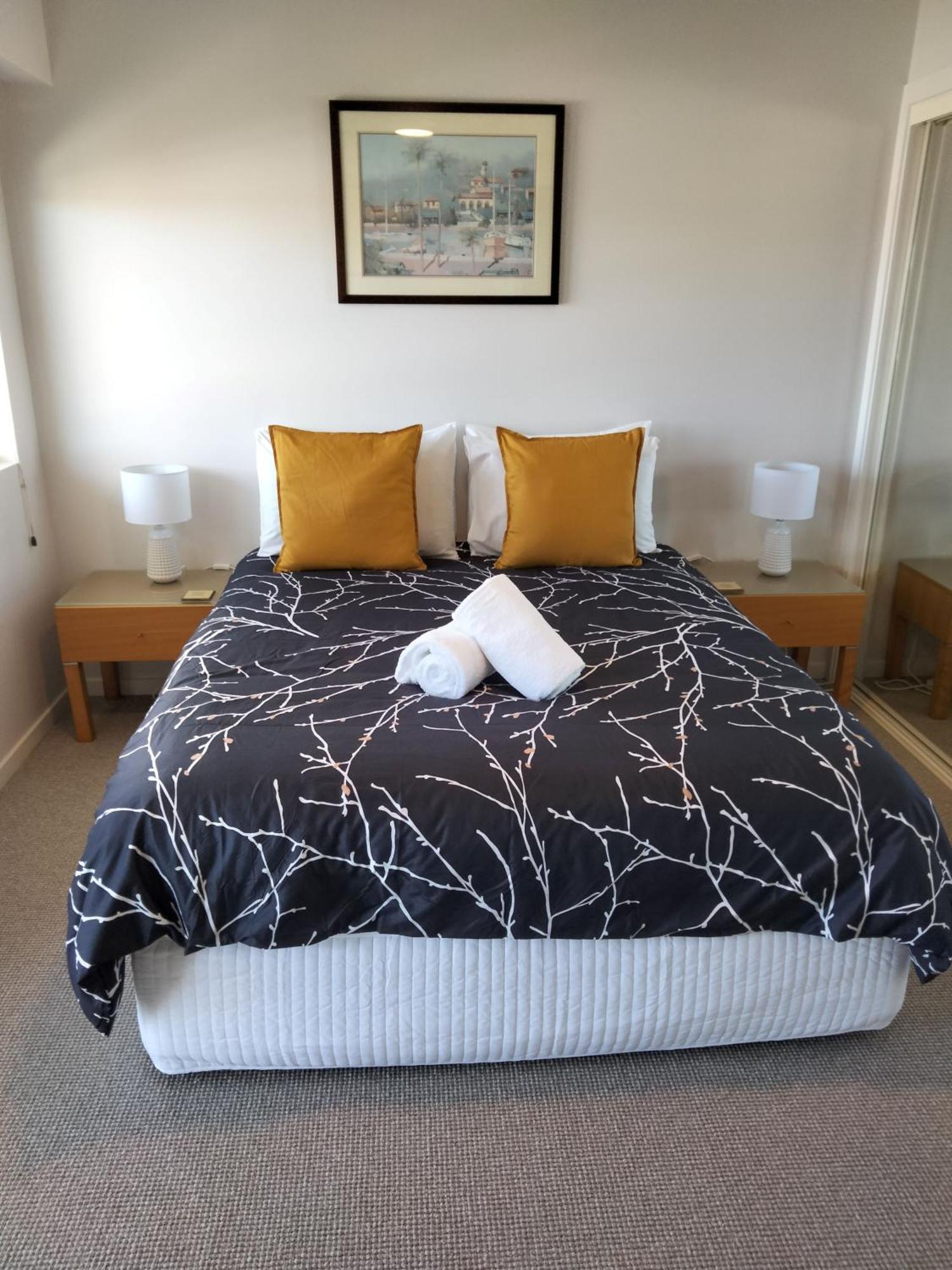 קלונדרה Moorings Beach Resort מראה חיצוני תמונה