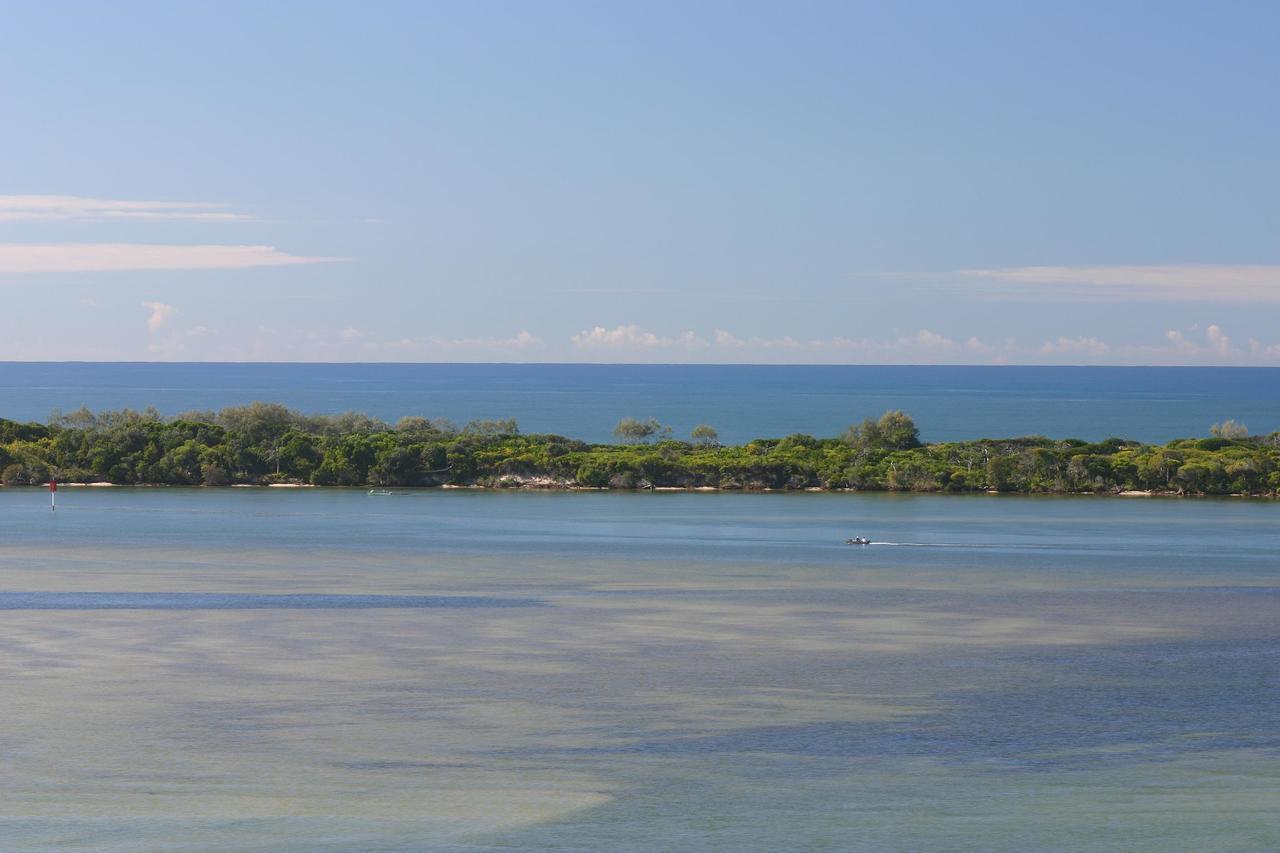 קלונדרה Moorings Beach Resort מראה חיצוני תמונה