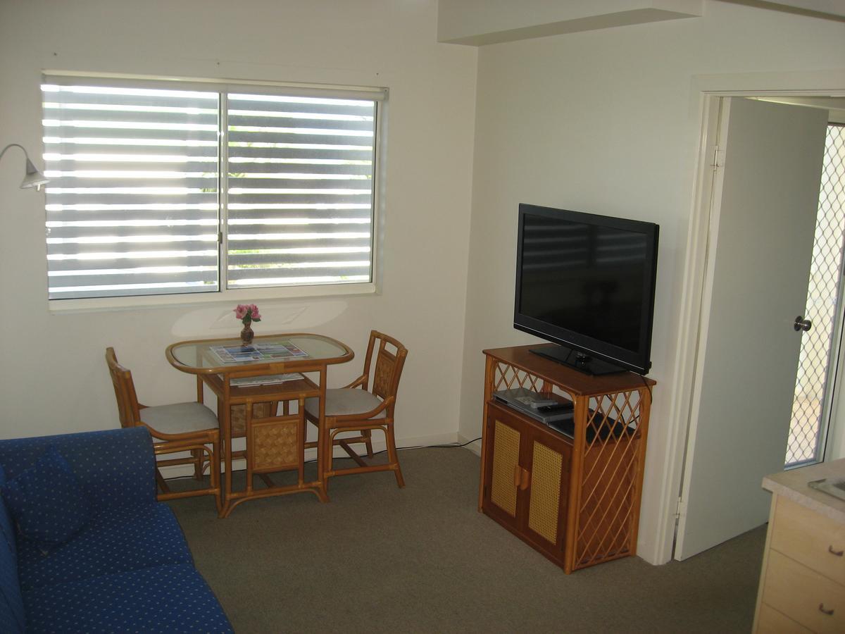 קלונדרה Moorings Beach Resort מראה חיצוני תמונה