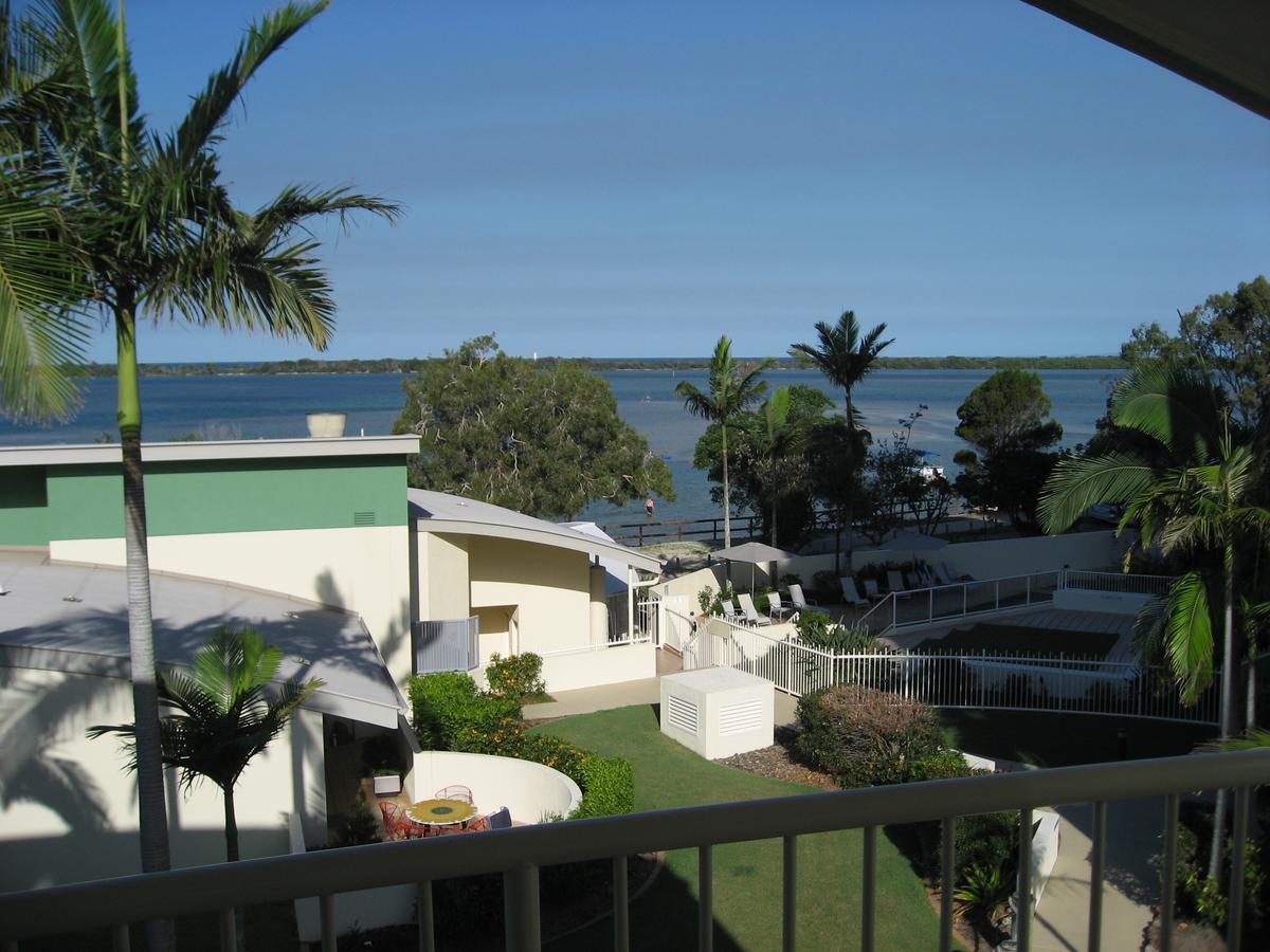 קלונדרה Moorings Beach Resort מראה חיצוני תמונה