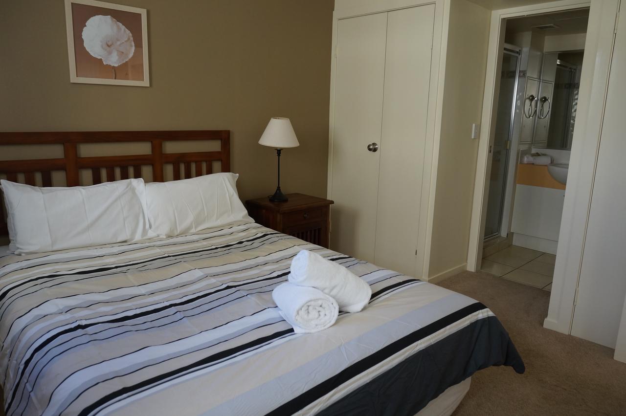 קלונדרה Moorings Beach Resort מראה חיצוני תמונה