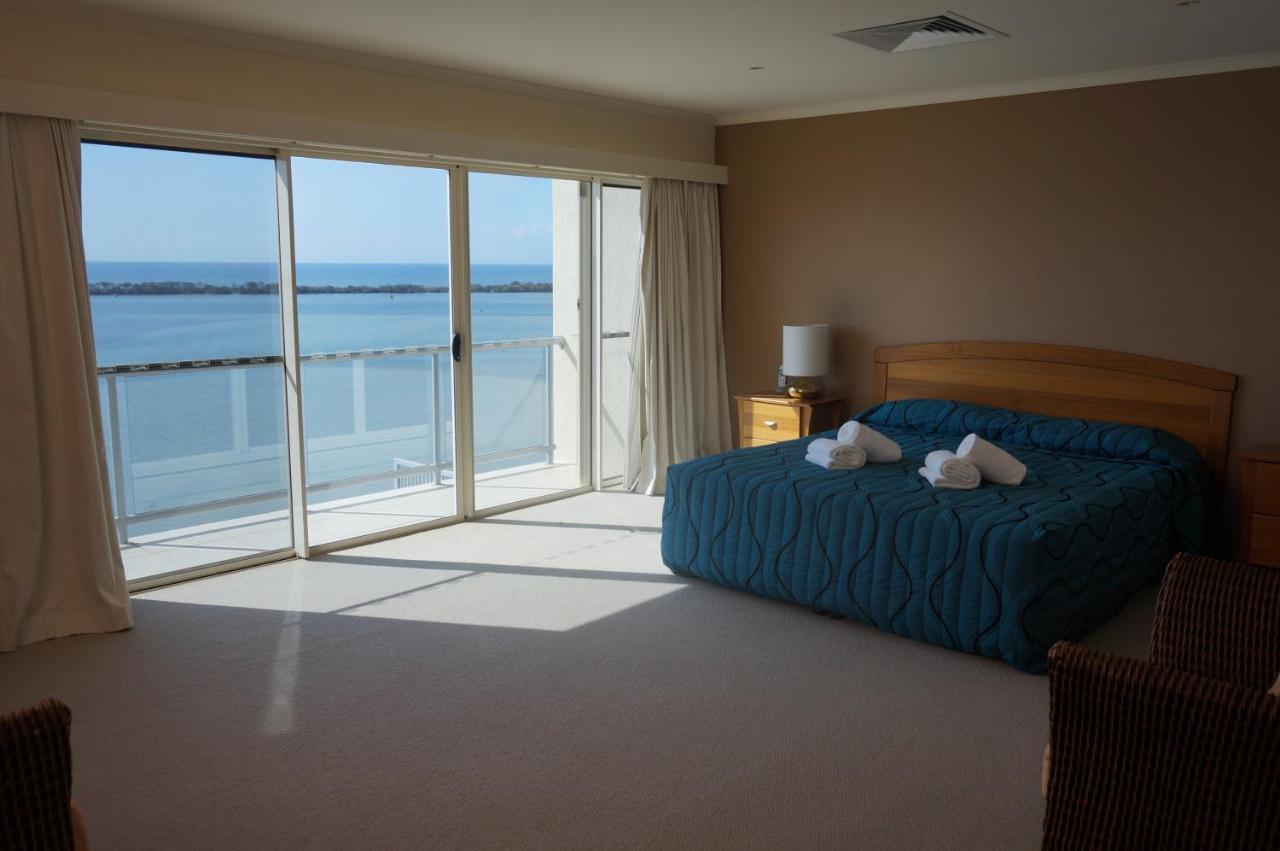 קלונדרה Moorings Beach Resort מראה חיצוני תמונה